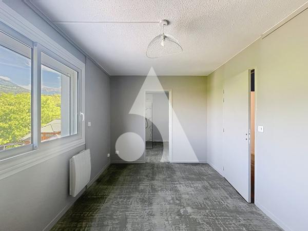 Appartement 7 pièces 179.75 m2