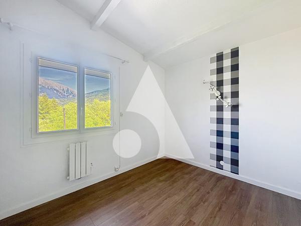 Appartement 7 pièces 179.75 m2