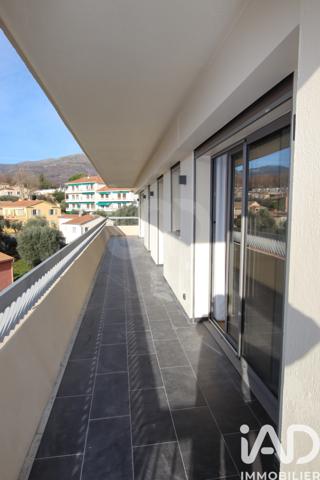 Appartement à vendre 4 pièces 74 m² Vence