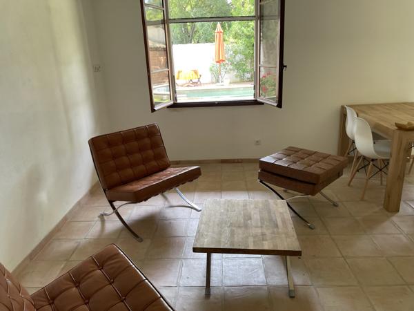 Villeneuve-lès-Avignon (30400) QUARTIER BD CALMETTE, VILLENEUVE-LES-AV. MAISON TYPIQUE DE 1964, 7 PIECES, JARDIN, PISCINE