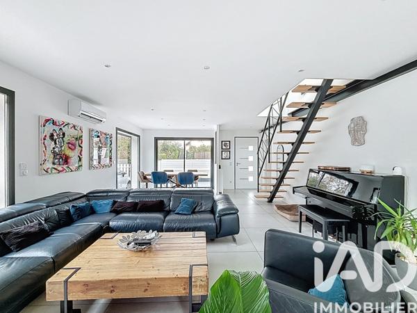 Maison à vendre 5 pièces 115 m² Marseille 12