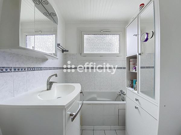 Appartement 2 pièces - 53 m² Exclusivité efficity