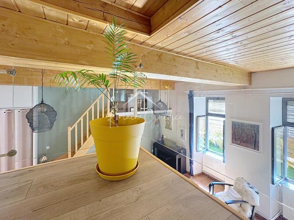 Millau (12100) APPARTEMENT F3 67 M² ATYPIQUE POUR 90 M² AU SOL