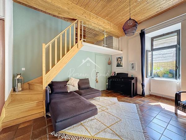 Millau (12100) APPARTEMENT F3 67 M² ATYPIQUE POUR 90 M² AU SOL