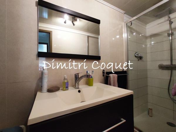 Duplex 3 chambres terrasse proche étang de Thau