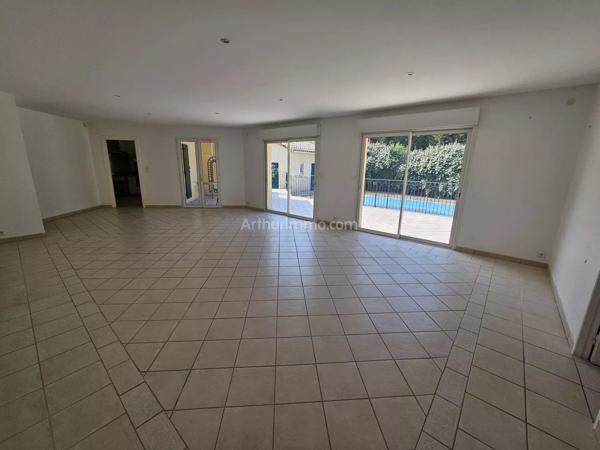 Vente Villa 5 pièces 145 m2 à Trans-en-Provence