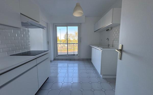 Appartement à louer    3 pièces •  Saint-Maurice