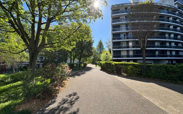 Appartement à louer    3 pièces •  Saint-Maurice