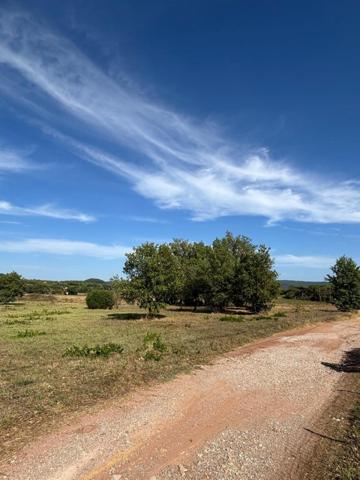 Maison familiale, entre nature et commodités !
