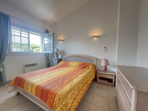 Mandelieu-la-Napoule (06210) Villa 3 pièces – 90 m² – Jardin + Parking + Place de bateau privative