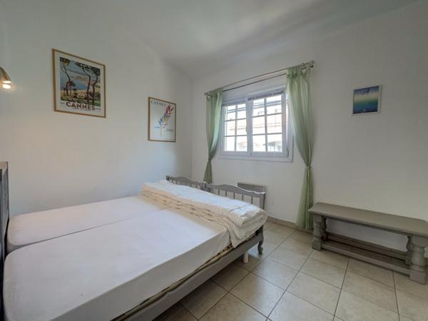 Mandelieu-la-Napoule (06210) Villa 3 pièces – 90 m² – Jardin + Parking + Place de bateau privative
