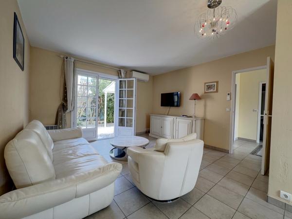 Mandelieu-la-Napoule (06210) Villa 3 pièces – 90 m² – Jardin + Parking + Place de bateau privative