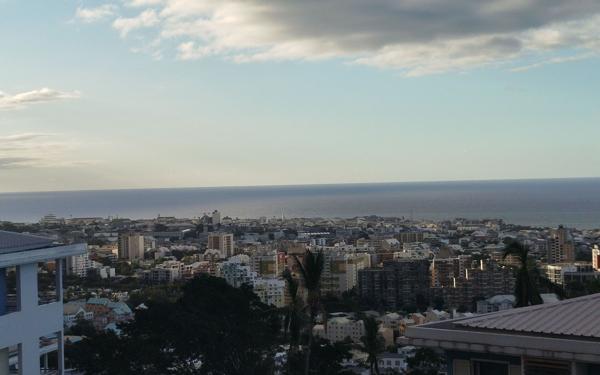 Appartement à louer    3 pièces •  Saint-Denis