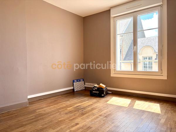 Vente
                Maison283 m² - 14 Pièces -
                    COUTANCES (50200)