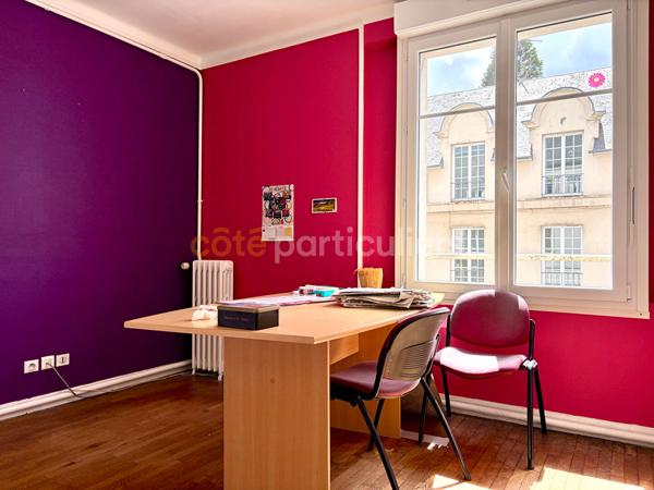 Vente
                Maison283 m² - 14 Pièces -
                    COUTANCES (50200)