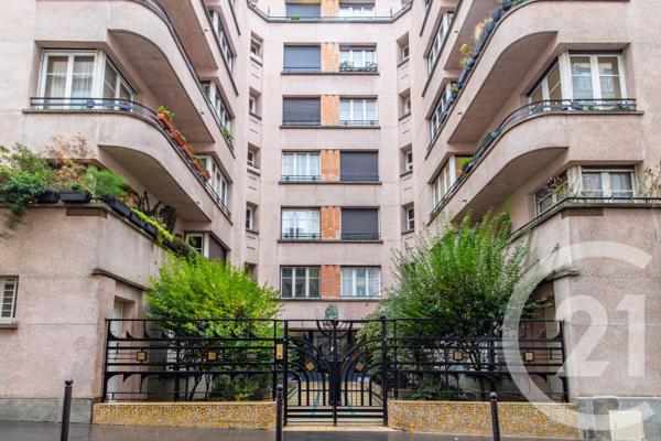 Appartement F3 à vendre  3 pièces - 55,80 m2 PARIS - 75017