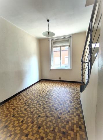 Maison
         3 pièces
        - 61 m² 148 000 € *