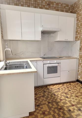 Maison
         3 pièces
        - 61 m² 148 000 € *