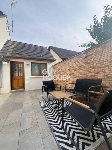 AILLY SUR SOMME - STUDIO MEUBLÉ AVEC TERRASSE, ACCÈS INDÉPENDANT ET STATIONNEMENT (TOUTES CHARGES COMPRISES)