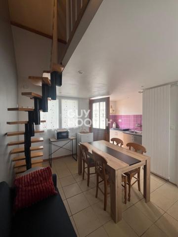 AILLY SUR SOMME - STUDIO MEUBLÉ AVEC TERRASSE, ACCÈS INDÉPENDANT ET STATIONNEMENT (TOUTES CHARGES COMPRISES)