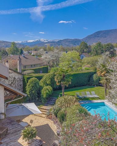 Vente Maison de luxe Divonne-les-Bains 6 Pièces 240 m²