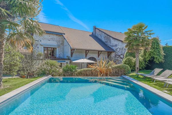 Vente Maison de luxe Divonne-les-Bains 6 Pièces 240 m²