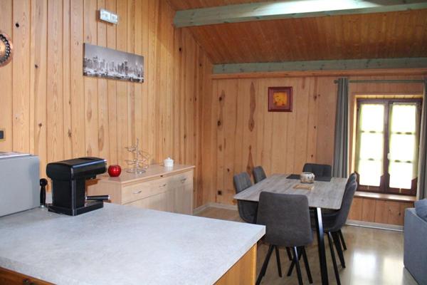 Langogne Maison avec garage et atelier