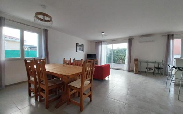 Maison à louer    3 pièces •  Roujan