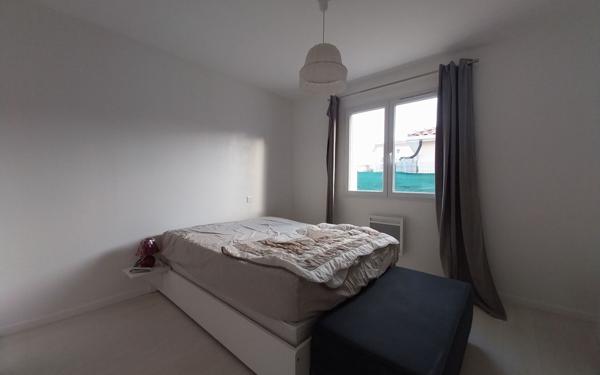 Maison à louer    3 pièces •  Roujan