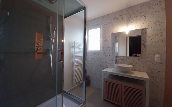 Maison à louer    3 pièces •  Roujan