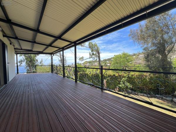 Maison à vendre à La-Montagne à la Réunion (97417), ref : 97405/216