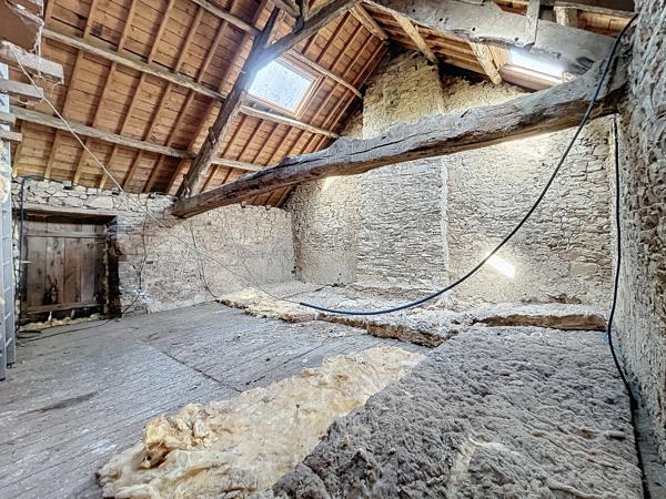 Sur la commune de Mauron à moins de 15 minutes de Ploërmel et 20 minutes de Saint Méen Le Grand