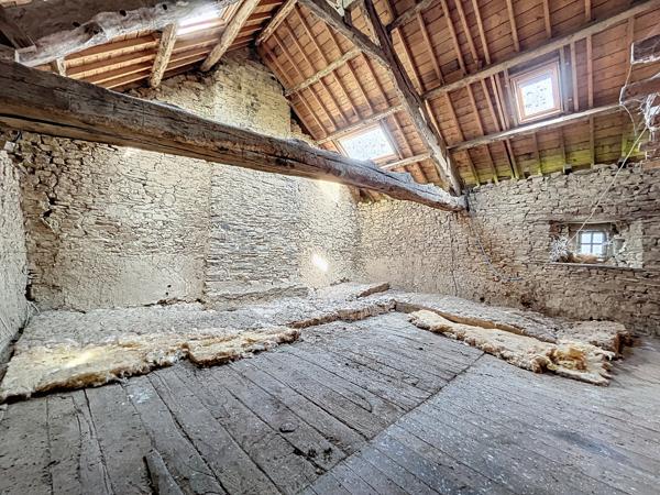 Sur la commune de Mauron à moins de 15 minutes de Ploërmel et 20 minutes de Saint Méen Le Grand