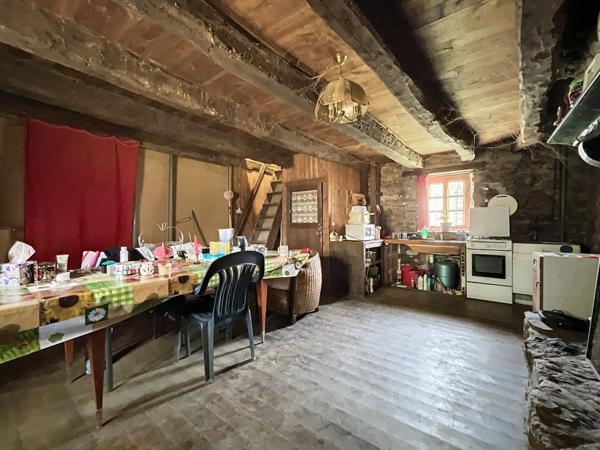 Sur la commune de Mauron à moins de 15 minutes de Ploërmel et 20 minutes de Saint Méen Le Grand