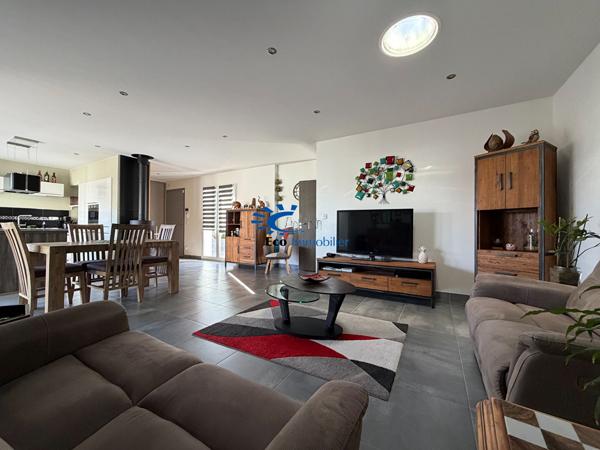 EXCLUSIVITE SAINT ROGATIEN MAISON PLAIN-PIED 4 CHAMBRES JARDIN TERRASSE GARAGE Saint rogatien