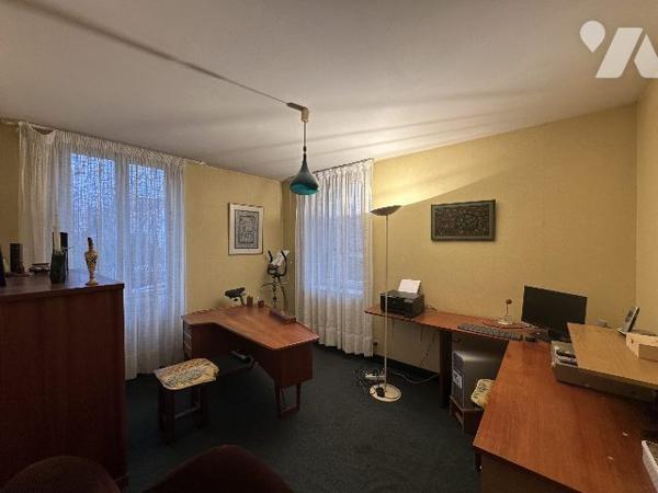 Maison de caractère avec parc paysagé