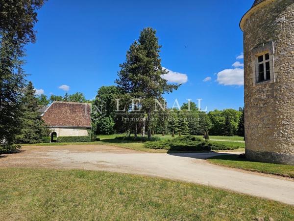 Splendide château des XVe et XVIIIe siècles en Anjou Touraine