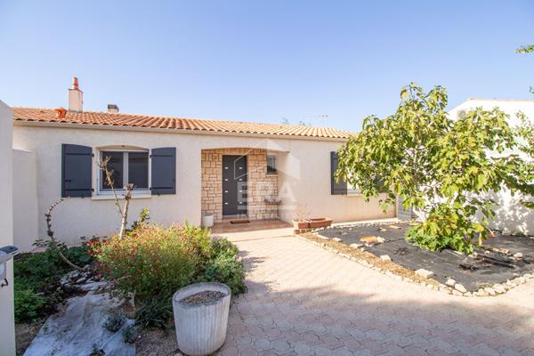 Maison de plain-pied clé en main à Lagord avec garage à proximité des commerces