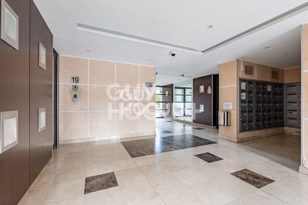 Appartement Asnieres Sur Seine 4 pièces 93.97 m2 avec terrasse et parking