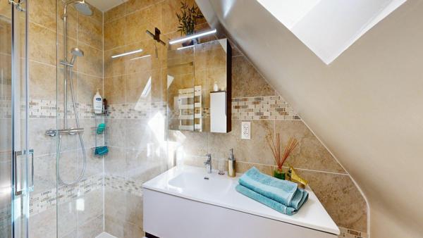 Maison Neuville Bosc 5 pièce(s)