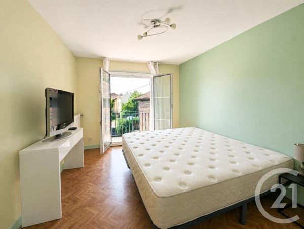 Maison à vendre  7 pièces - 174,65 m 2   CHALONS EN CHAMPAGNE  - 51