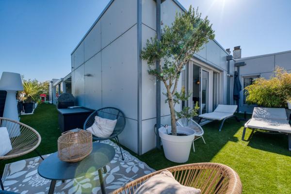 APPARTEMENT TERRASSE DE HAUT STANDING PONTAILLAC