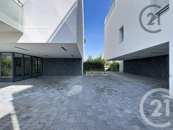 Appartement F2 à vendre  2 pièces - 45,52 m 2   BEZANNES  - 51