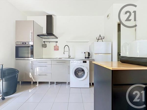 Appartement F2 à vendre  2 pièces - 45,52 m 2   BEZANNES  - 51