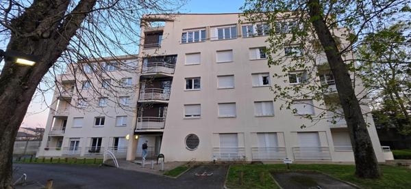 Avendre t1 avec parking