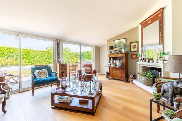 Vente Maison de luxe Bordeaux 7 Pièces 187 m²