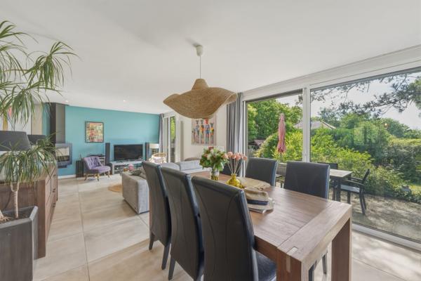 Vente Maison de luxe Divonne-les-Bains 9 Pièces 241 m²