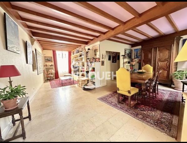 Maison à vendre de 6 pièces de 154 m² - REIMS SECTEUR SAINT REMI