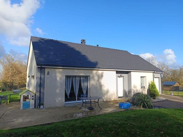 Pavillon récent à Carrouges