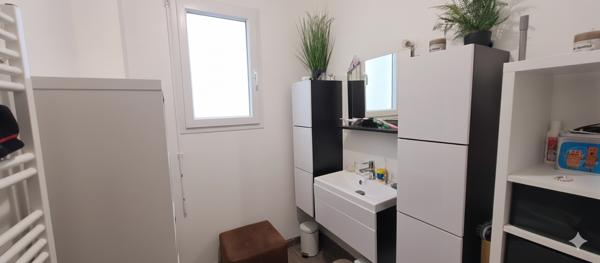 Pavillon récent à Carrouges